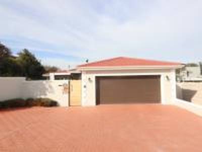 3 Bedroom House to Rent in Blouberg Sands - Property to rent