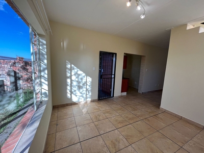 3 bedroom townhouse to rent in Waterval East