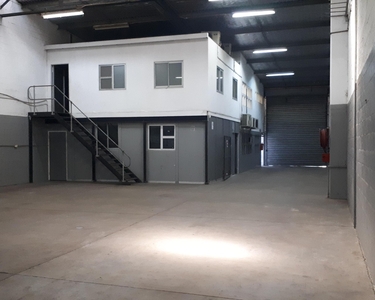 461m² Warehouse For Sale in Springfield