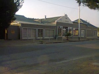 Commercial shops, workshops, warehouse, factory, office to let - Bloemfontein