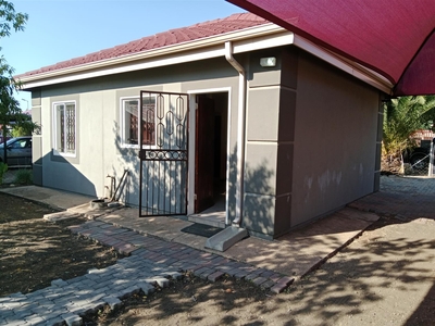 House to let in Rosslyn at Nkwe estate available from today