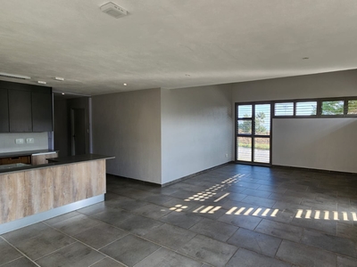 Townhouse For Sale in SONHEUWEL EXT 1