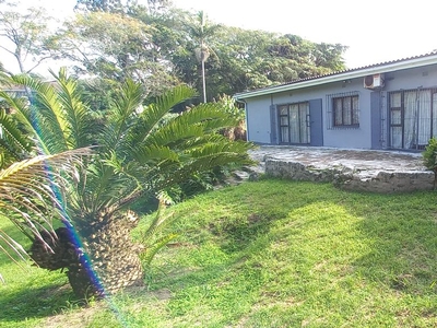 4 Bedroom Freehold For Sale in Uvongo