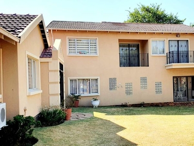 A Beautiful 5 Bedroom Home in Elandspark, You Could Call Home !!