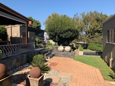 2 bedroom house for sale in Alberton North