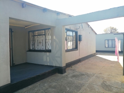 2 Bedroom House For Sale in Boipatong