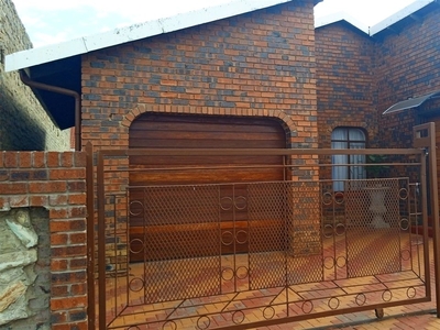 3 Bedroom House For Sale in Sebokeng Zone 10