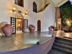 14 Bed House in Bryanston