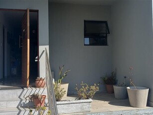 3 Bed House in Ruimsig Country Estate