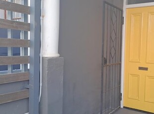 3 Bedroom cottage to rent in Woodstock, Cape Town