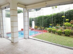 4 Bedroom Apartment To Let in La Lucia