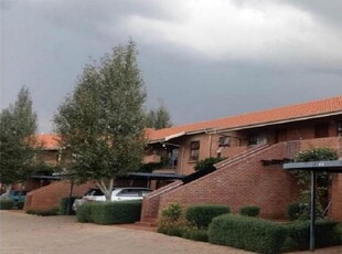 Bachelor Apartment to rent in Amorosa, Roodepoort