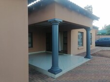 2 bedroom house for sale in fauna park
