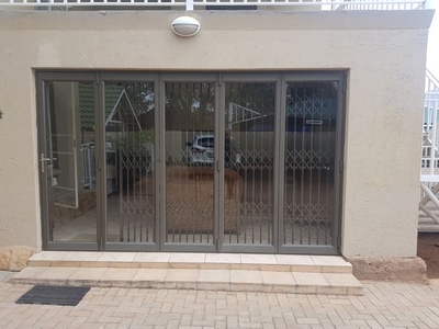 2 Bedroom Flat For Sale in Thabazimbi