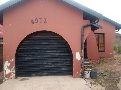 3 bedroom, Krugersdorp Gauteng N/A