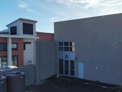 535m² Building To Let in 3 on London, Brackenfell Industrial
