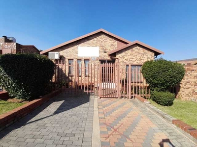 House For Sale In Diepkloof Zone 3, Soweto