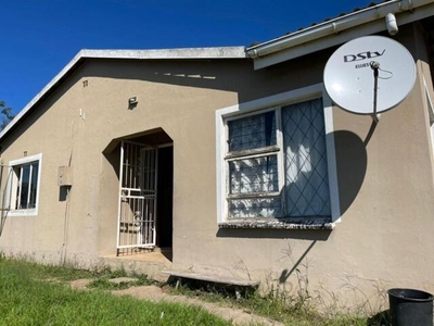 House For Sale In Ikwezi, Mthatha