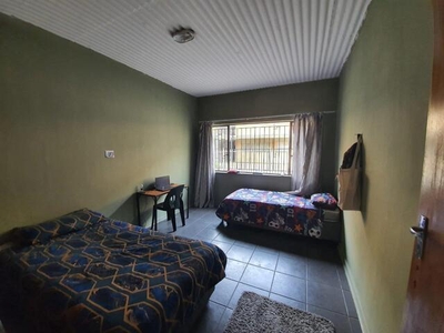 2 Bedroom Apartment Bloemfontein Free State