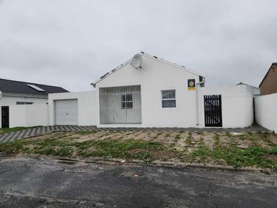 3 bedroom, Blue Downs Western Cape N/A