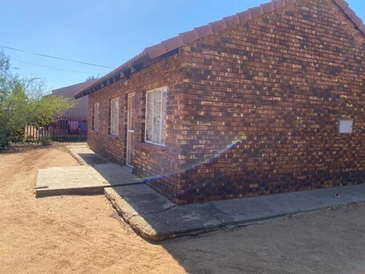 3 Bedroom House Mafikeng North West