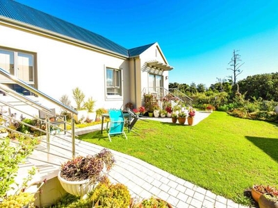 House For Rent In Kraaibosch Manor, George
