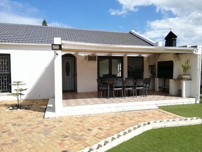 House For Sale In Somerset Park, Somerset West