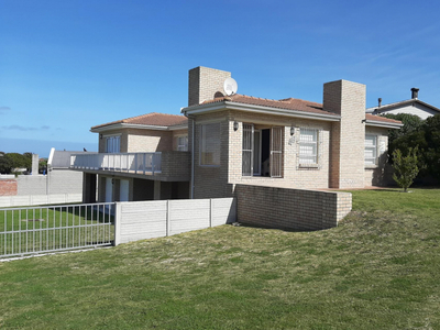 House for sale with 4 bedrooms, 48, Du Toit Street