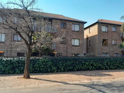 Townhouse For Rent In Moregloed, Pretoria
