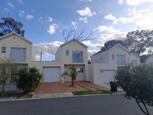 For Sale: Bargain 2-Bedroom Town House Duplex in Northpine, Brackenfell