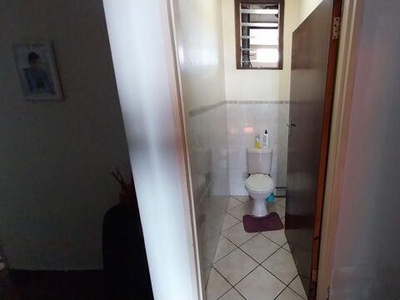 2 bedroom, Amanzimtoti KwaZulu Natal N/A