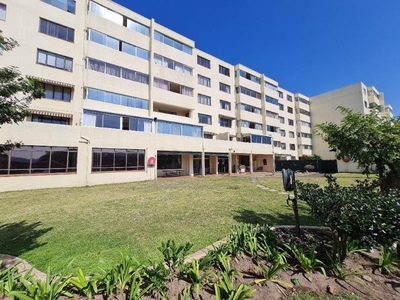 2 Bedroom Apartment For Sale in Pinetown Central