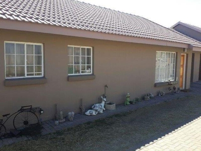 2 bedroom, Standerton Mpumalanga N/A
