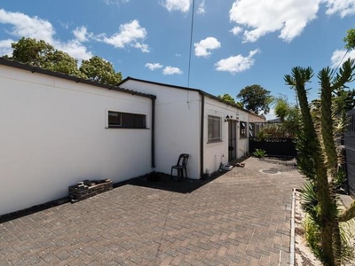 3 bedroom, Bellville Western Cape N/A