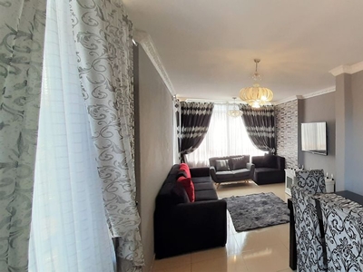 3 Bedroom Flat For Sale in Montclair