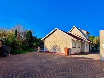 3 bedroom, Randburg Gauteng N/A