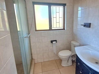 4 bedroom, Amanzimtoti KwaZulu Natal N/A