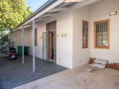 4 bedroom, Cape Town Western Cape N/A