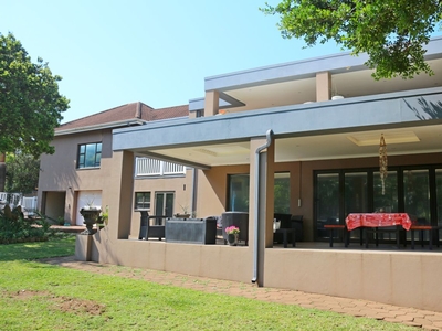 4 Bedroom Freehold For Sale in Athlone Park