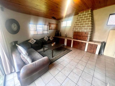 4 bedroom, Humansdorp Eastern Cape N/A
