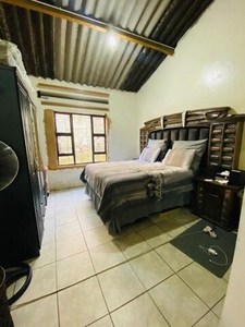 4 bedroom, Umlazi KwaZulu Natal N/A