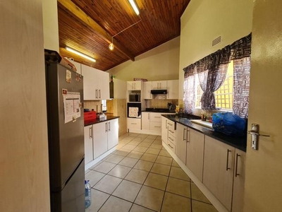 6 bedroom, Nelspruit Mpumalanga N/A