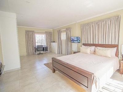 8 bedroom, Pretoria Gauteng N/A