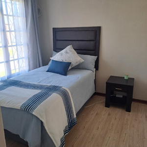 House share - private room - Port Elizabeth