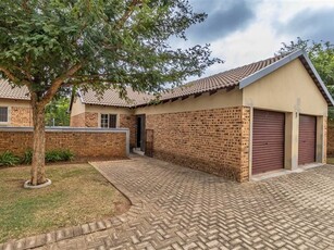 3 Bed Townhouse in Honeydew Manor