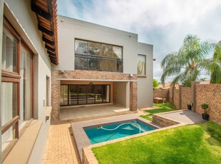 House For Sale in Honeydew Manor, Roodepoort