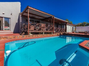 House For Sale in Table View, Blouberg