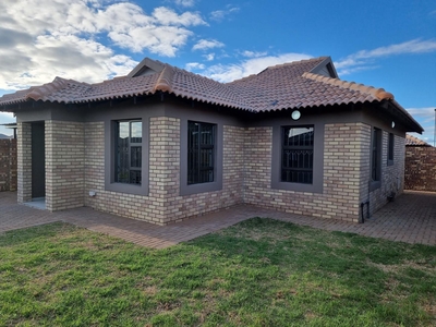 3 Bedroom House for sale in Secunda