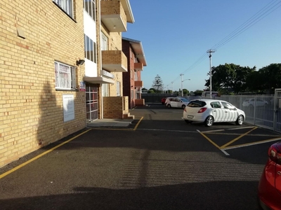 Apartment / flat to rent in Goodwood Central - 170 Paarl