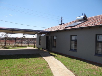 House in Krugersdorp Central For Sale